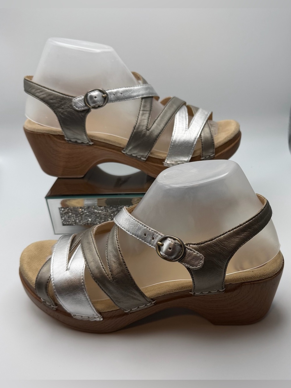 Dansko Stevie Metallic Multi Strappy Wedge 40 (US Women’s 9.5 - 10) EUC $55